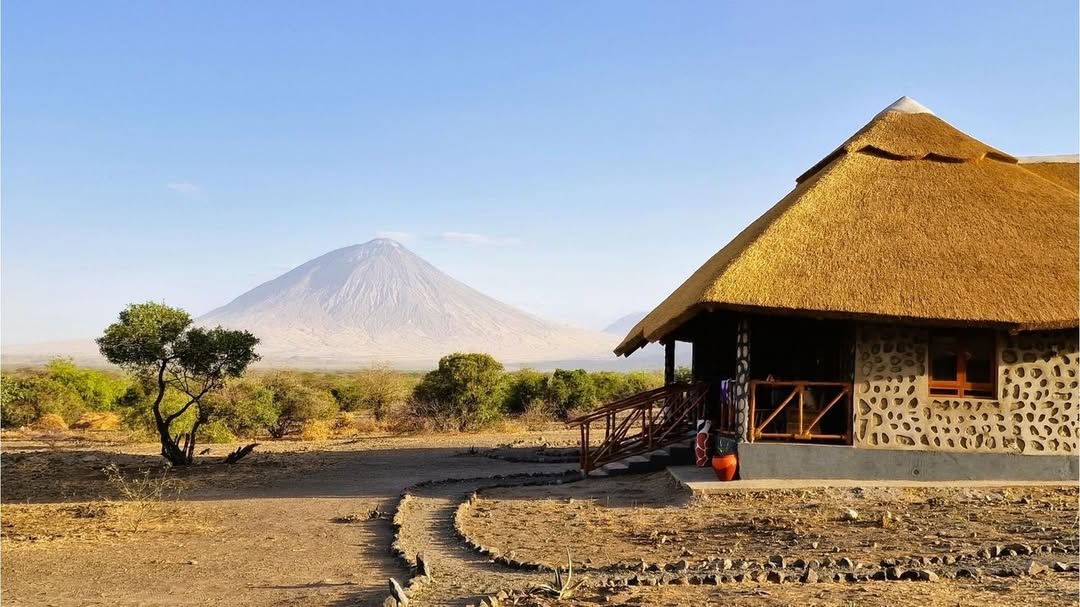 Africa Safari Lake Natron - Gallery Image 1