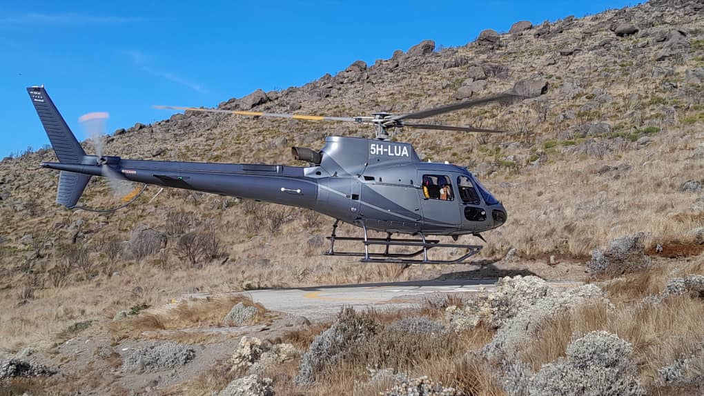 Kilimanjaro Scenic Flight – AS350 B3 Airbus (1h)